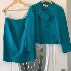 Suit studio - Turquoise jacket and skirt size 2p